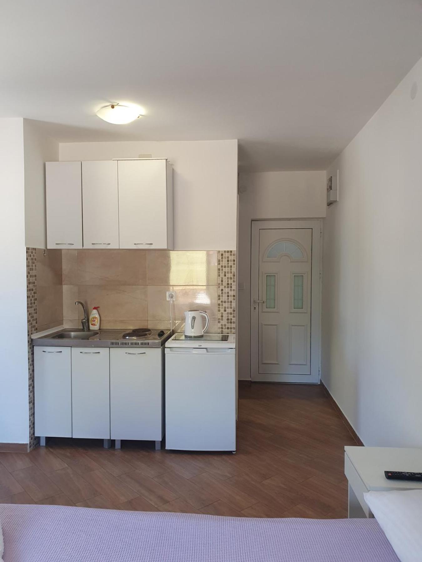 Apartments Luna Bar Kültér fotó